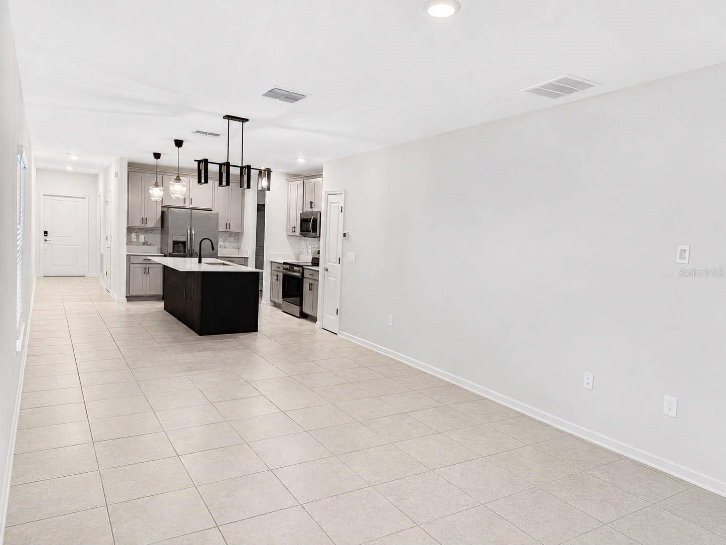 3049 ARMSTRONG AVE, Clermont, FL 34714