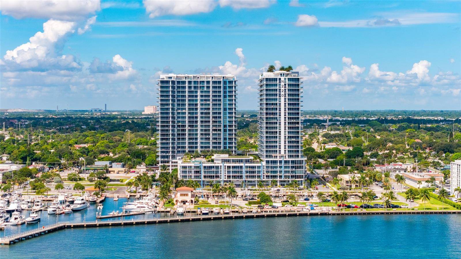 220 LAKE SHORE DR #704, Lake Park, FL 33403