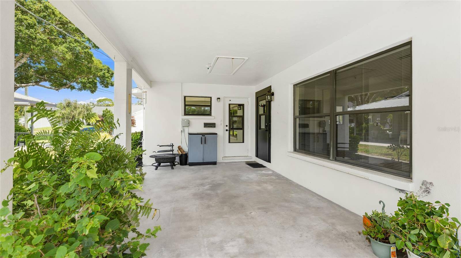2723 LYNNHURST ST, Sarasota, FL 34239