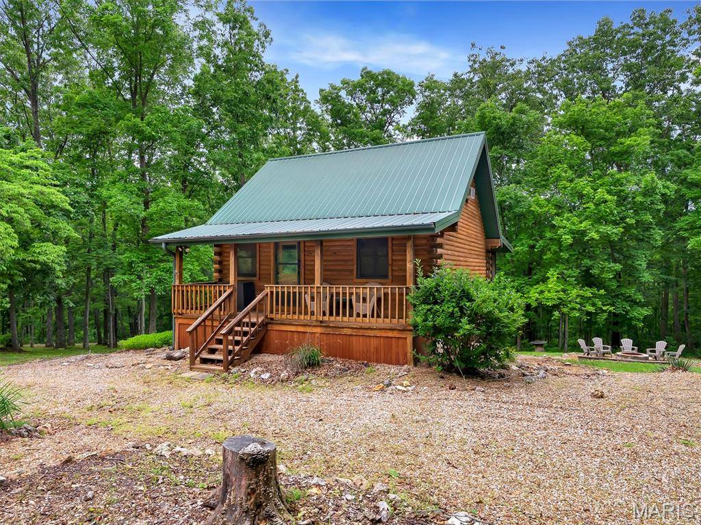 10131 Deer Run RD, Bourbon, MO 65441