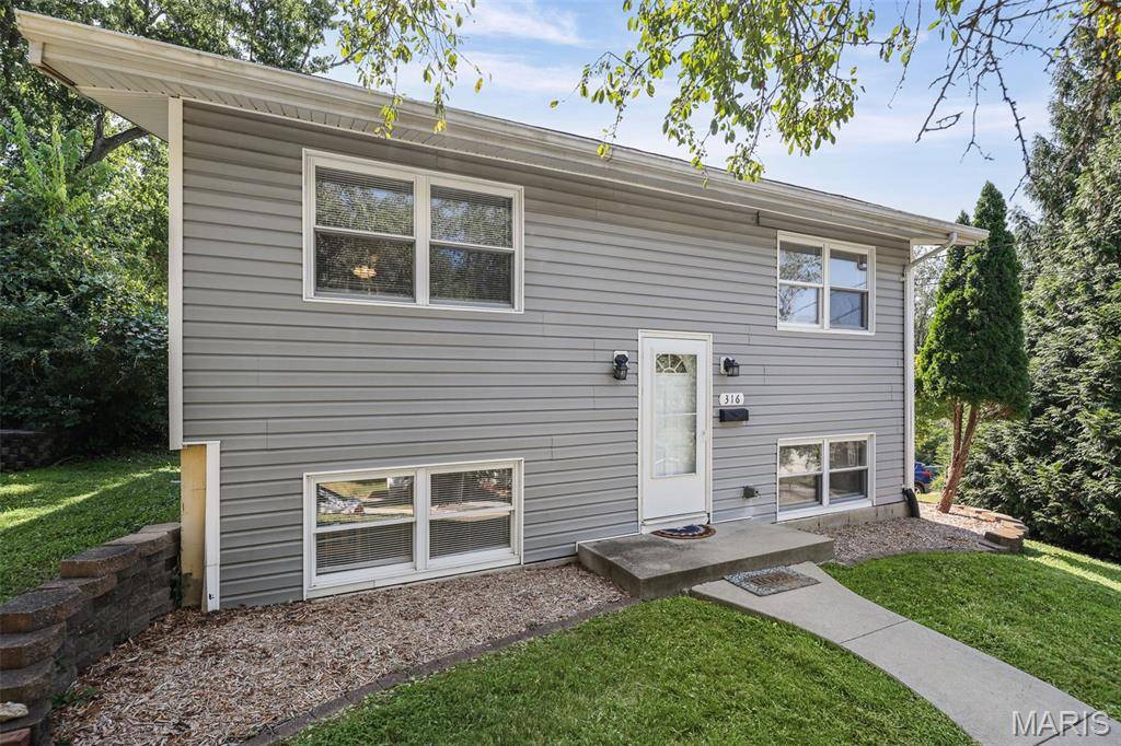 316 Locust ST, Edwardsville, IL 62025