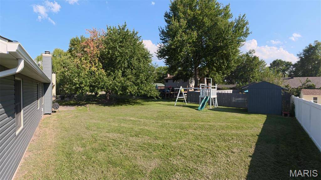113 White Pine AVE, O'fallon, IL 62269