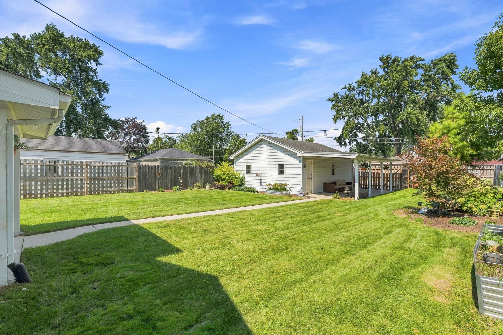 626 E Division ST, Lockport, IL 60441