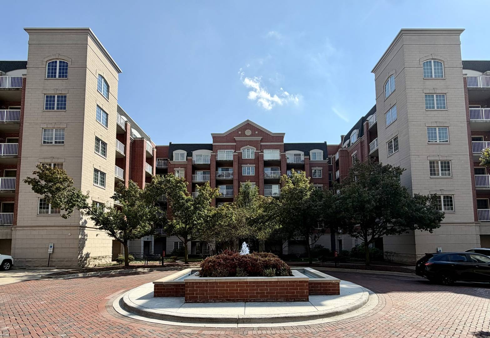 4811 N Olcott AVE #314, Harwood Heights, IL 60706