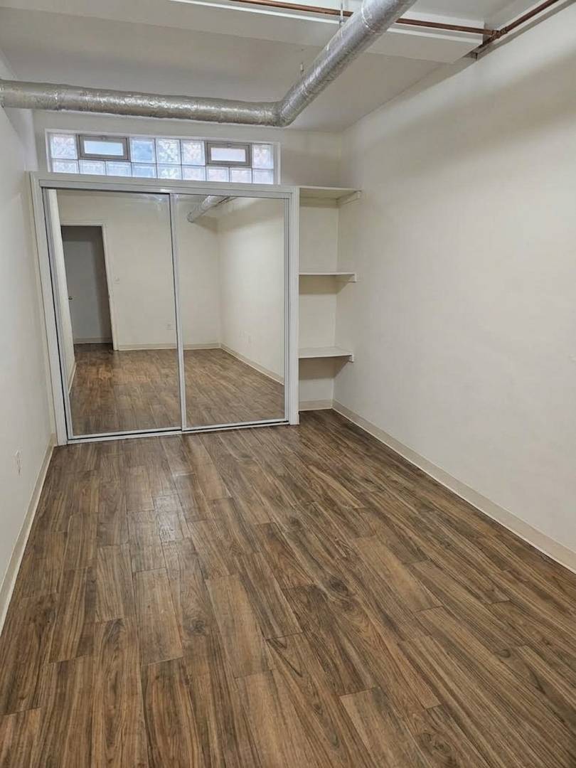 2611 W Peterson AVE #B2, Chicago, IL 60659