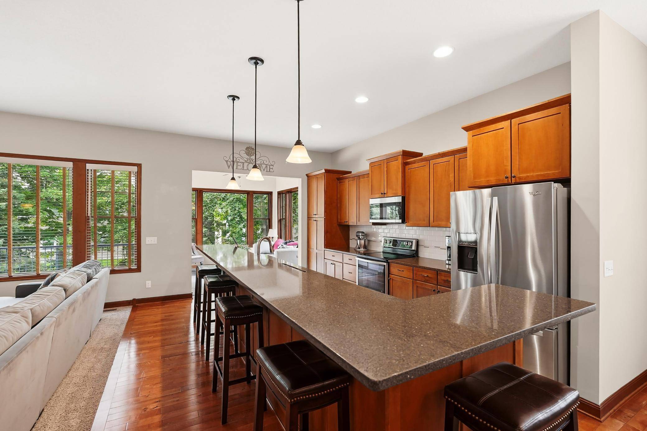 4033 Heritage LN SE, Prior Lake, MN 55372