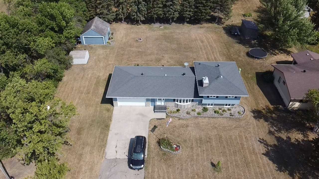 144 6th ST, Grandin, ND 58038
