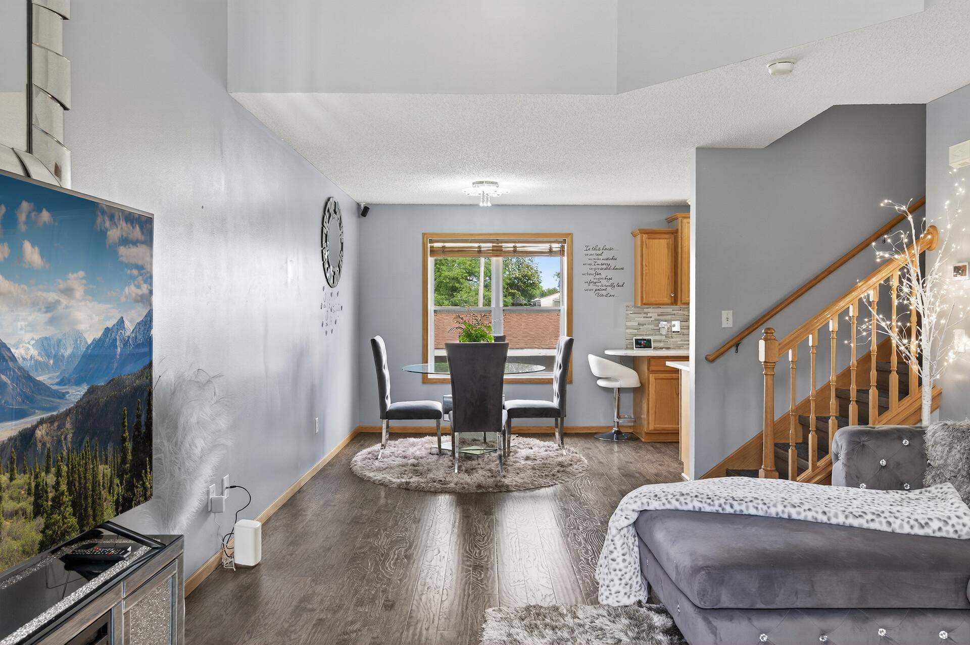 2553 11th AVE, Anoka, MN 55303
