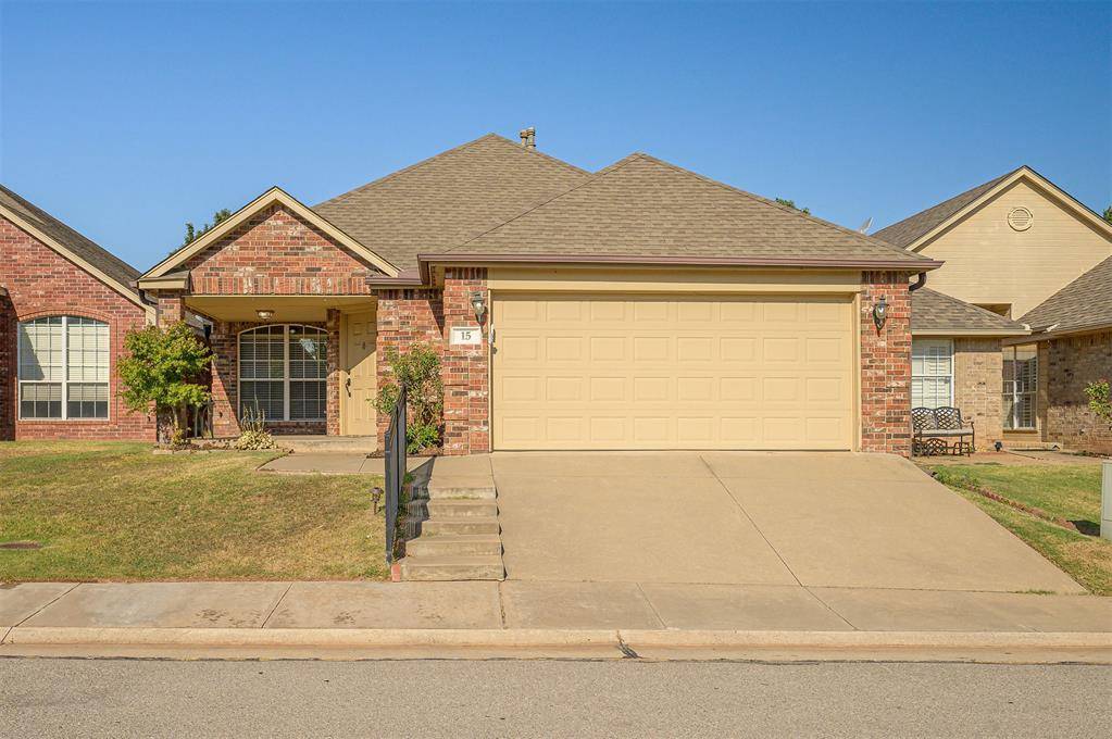 15 S Ridge Pointe DR, Edmond, OK 73034