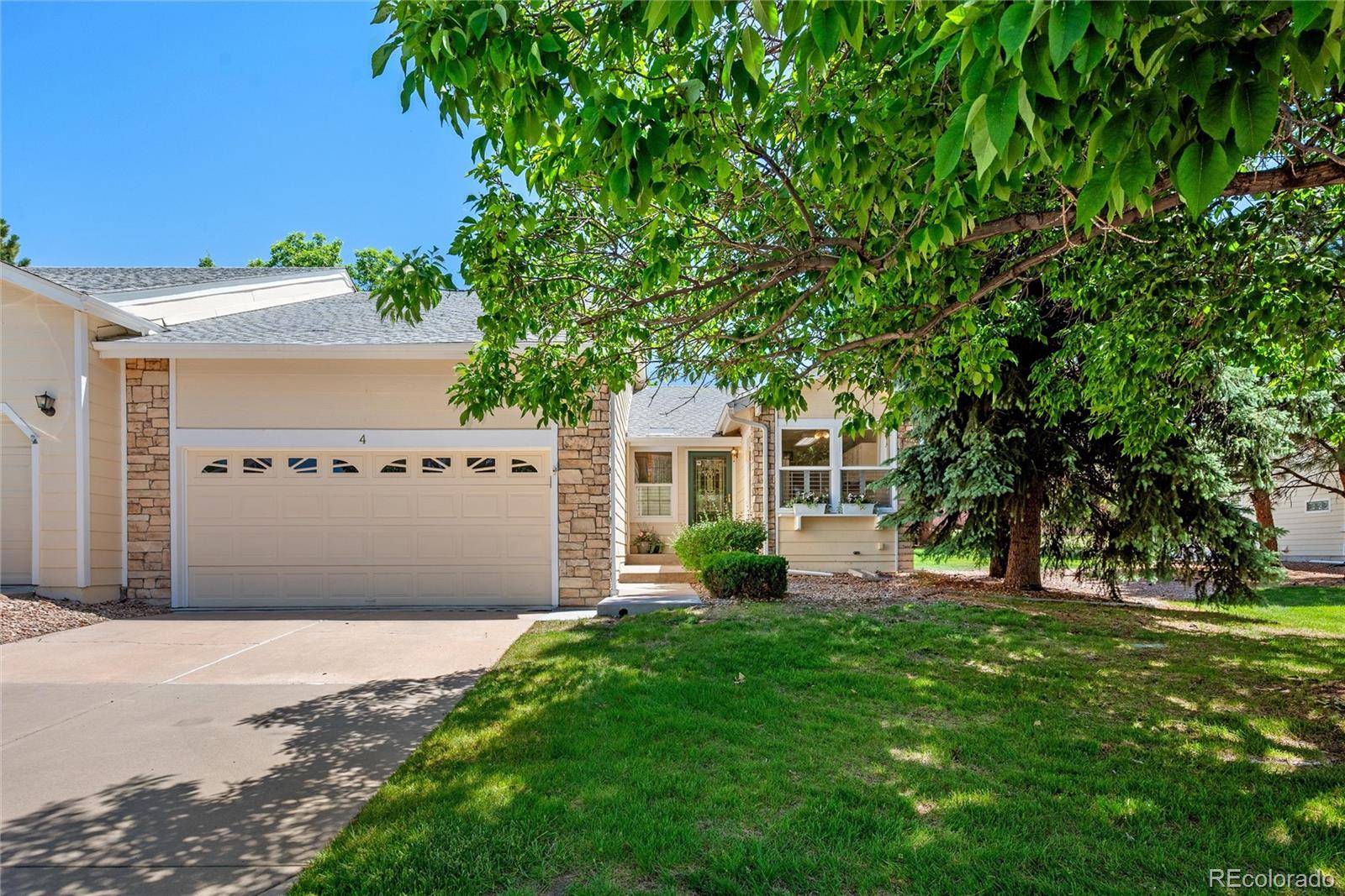 4 Shetland CT, Highlands Ranch, CO 80130