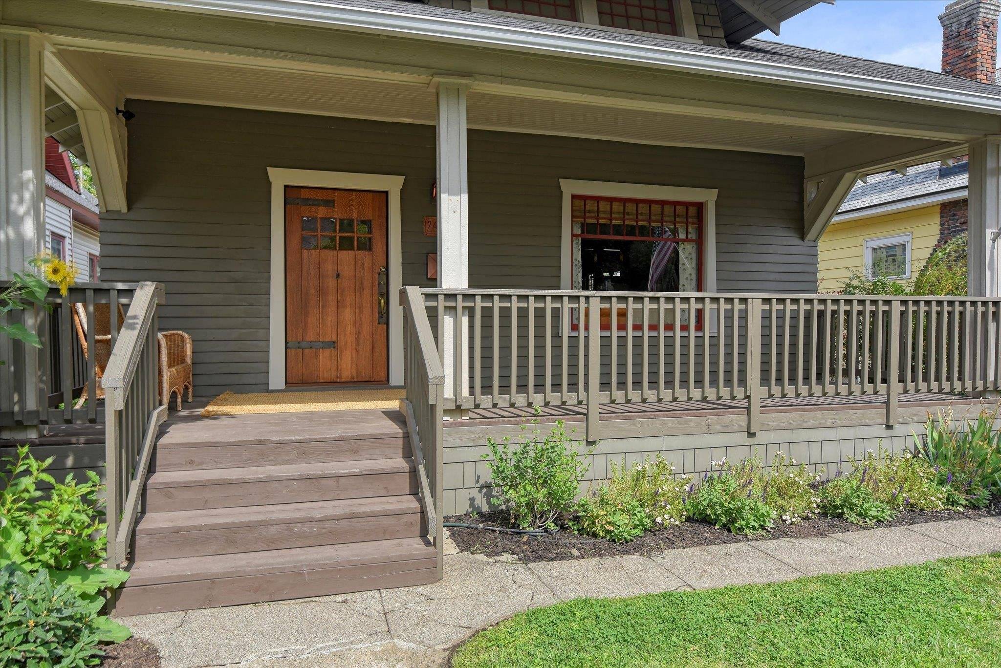 2612 W Dean Ave, Spokane, WA 99201