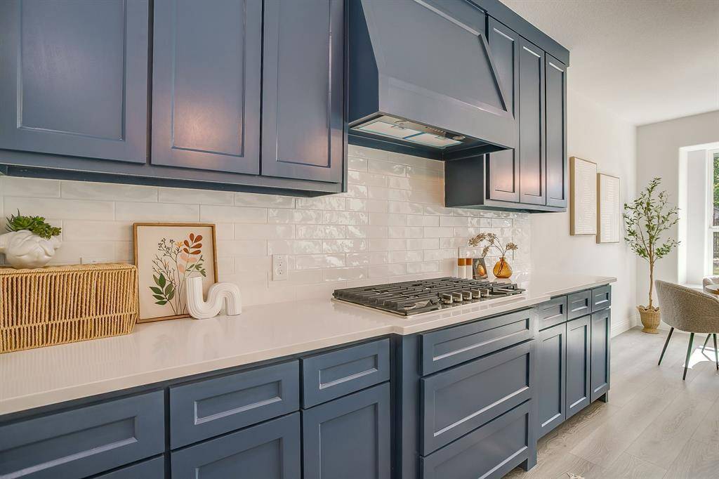 2613 Chestnut Avenue, Fort Worth, TX 76164