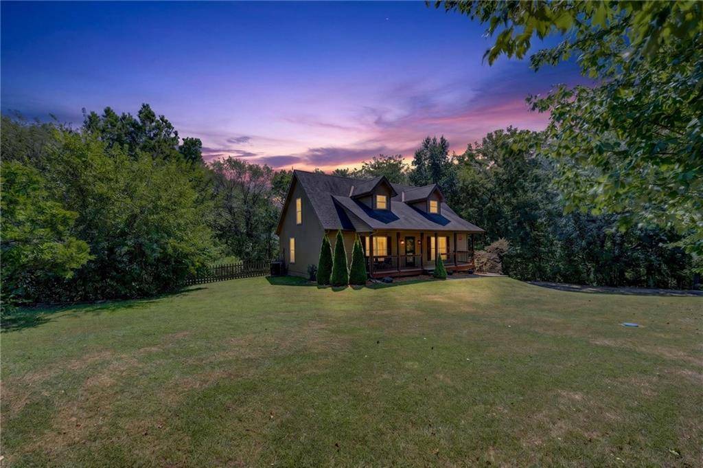 14721 Quail Run LN, Smithville, MO 64089