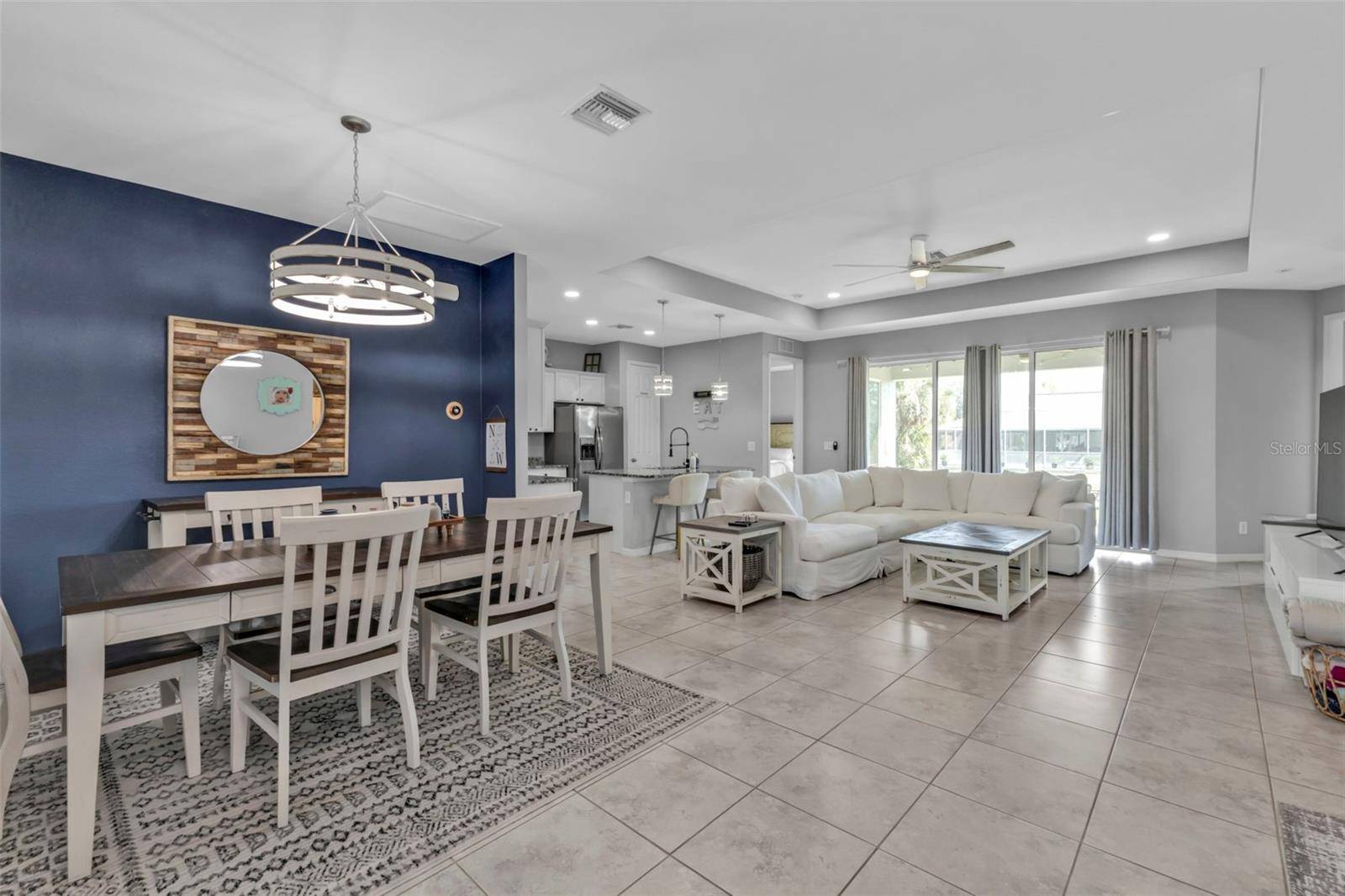 206 SANTAREM CIR, Punta Gorda, FL 33983