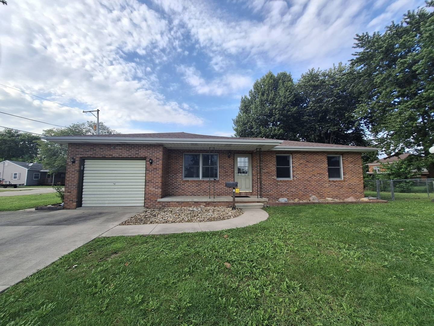 800 Cotton ST, Streator, IL 61364