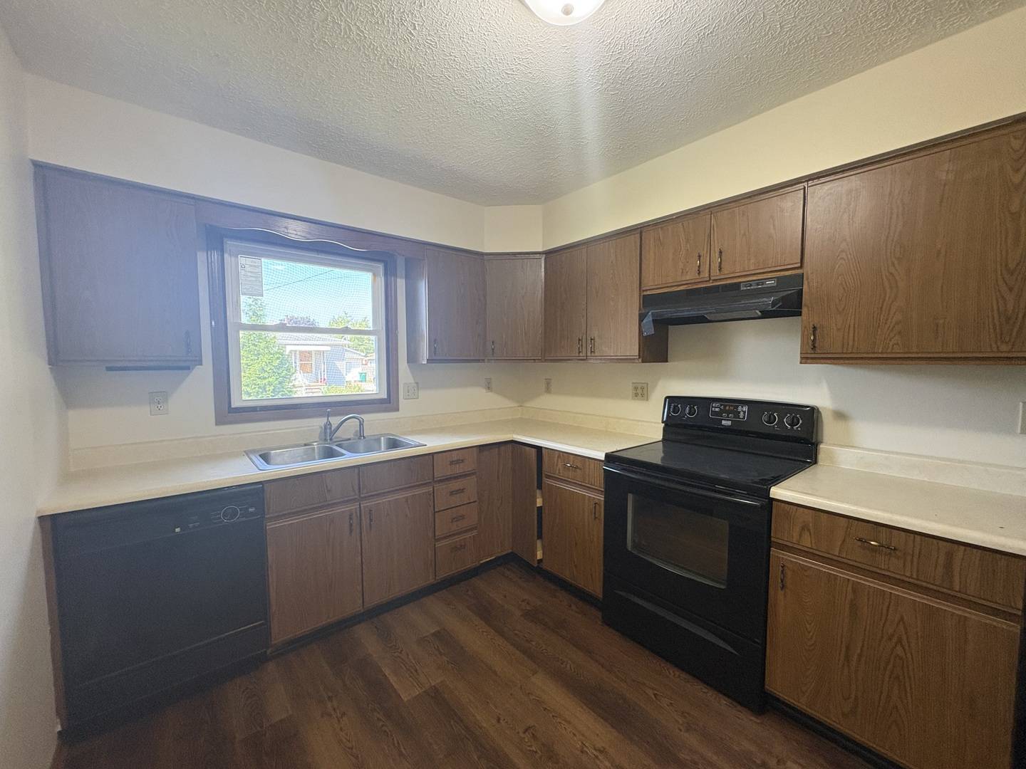 800 Cotton ST, Streator, IL 61364