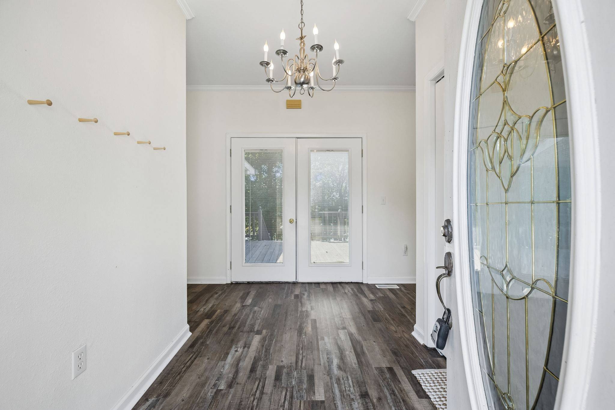 165 Cedar Point Rd, Bumpus Mills, TN 37028