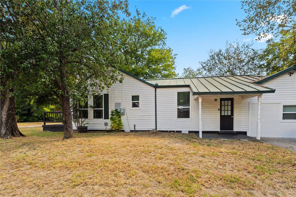 613 Houston Street, Sulphur Springs, TX 75482