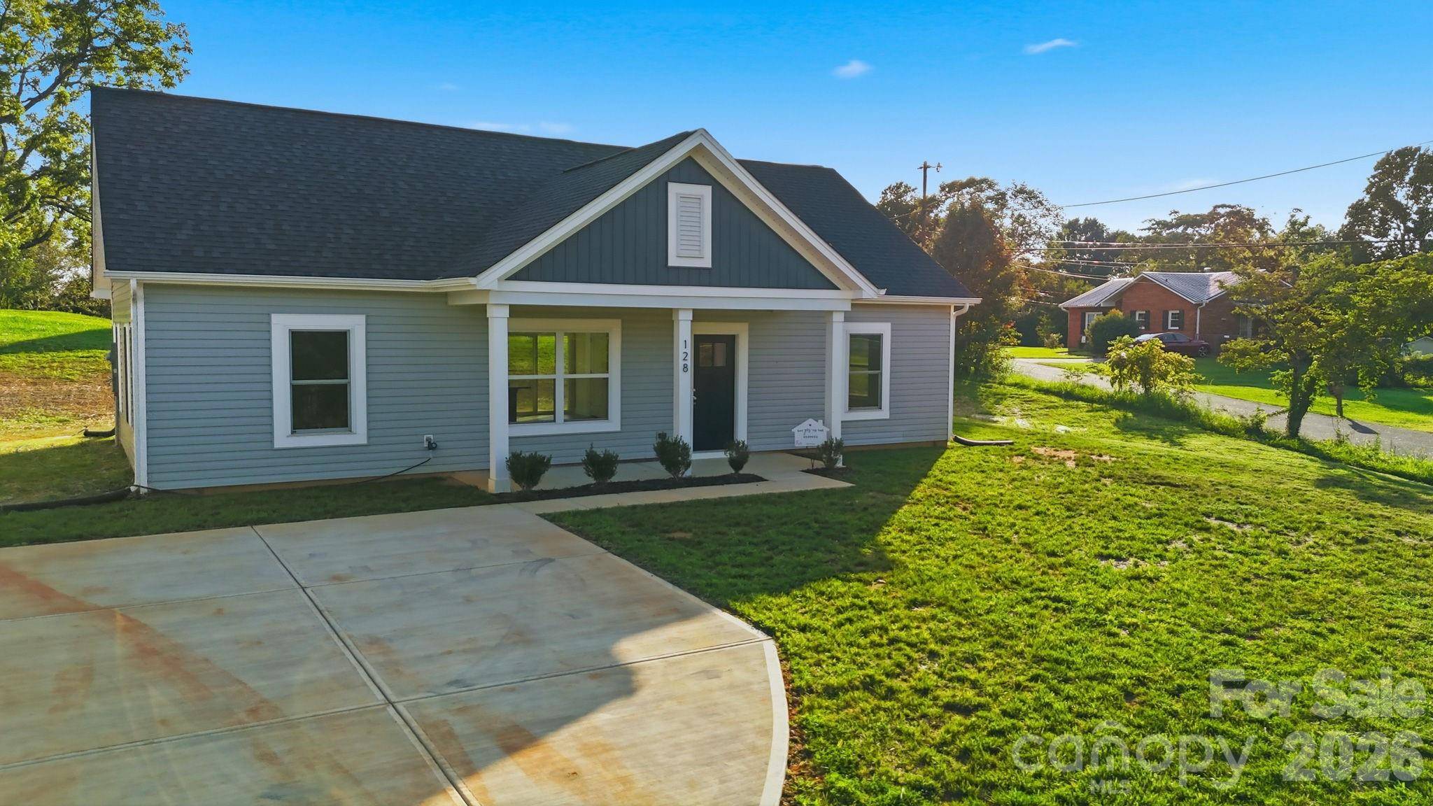 128 N Main ST, Granite Falls, NC 28630