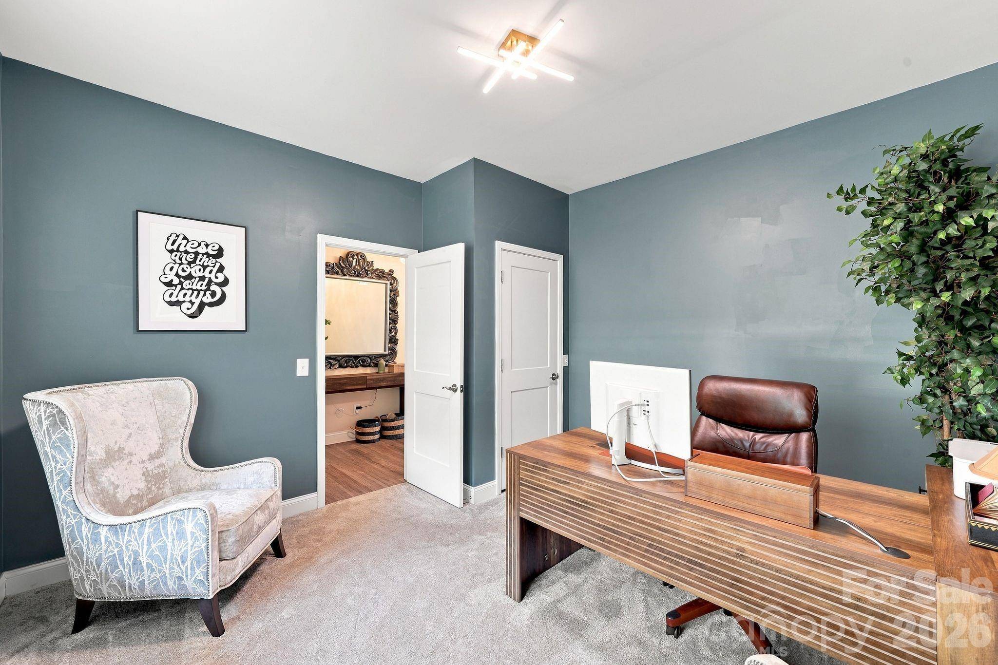 2902 Oakdale RD, Charlotte, NC 28216