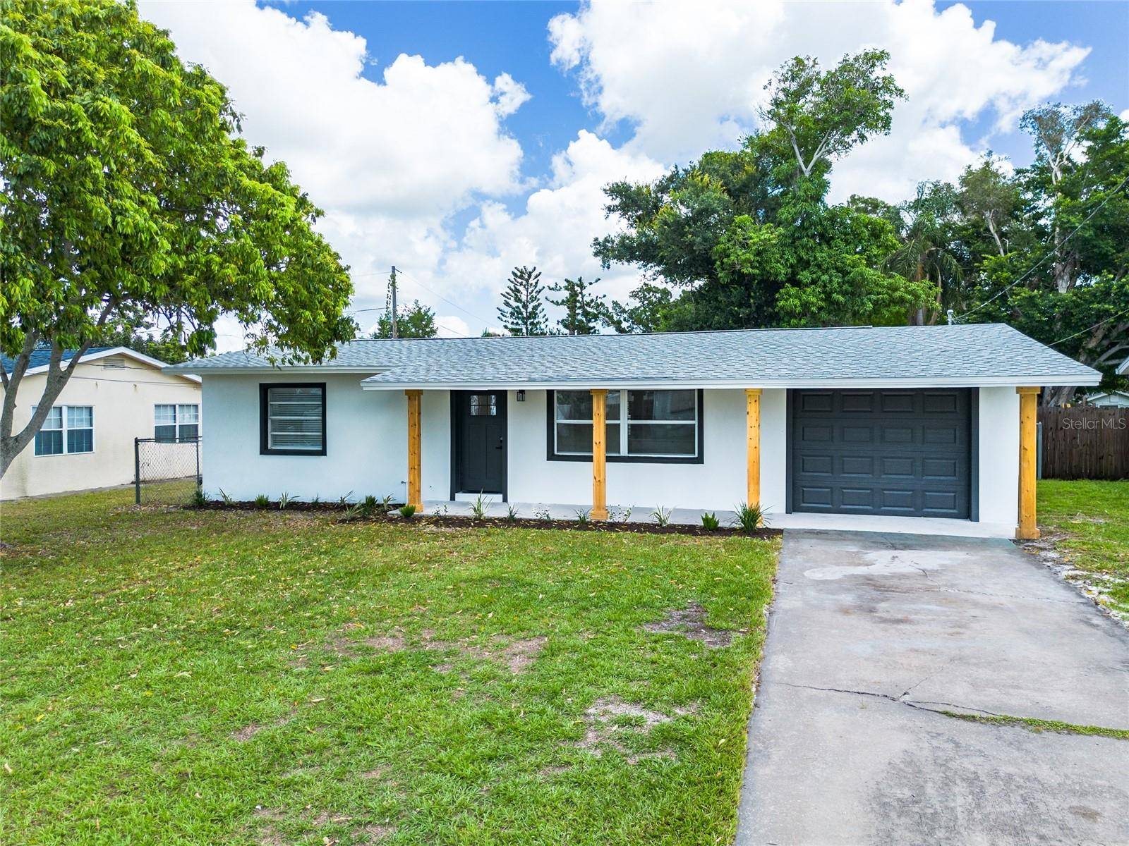 5949 32ND ST N, St Petersburg, FL 33714