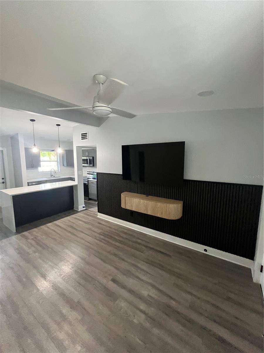 3018 E NORFOLK ST, Tampa, FL 33610