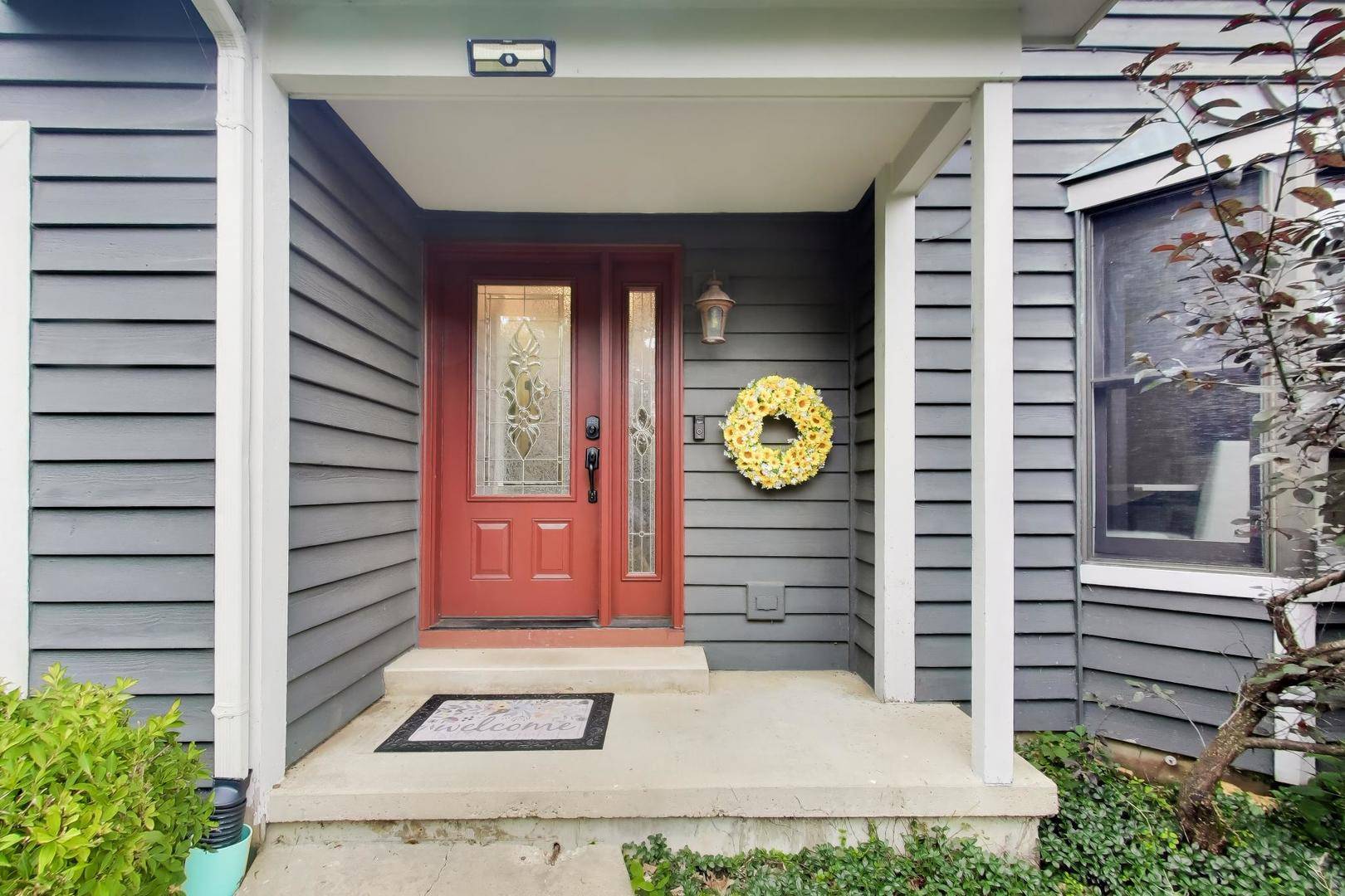 117 Stone Marsh LN, North Barrington, IL 60010