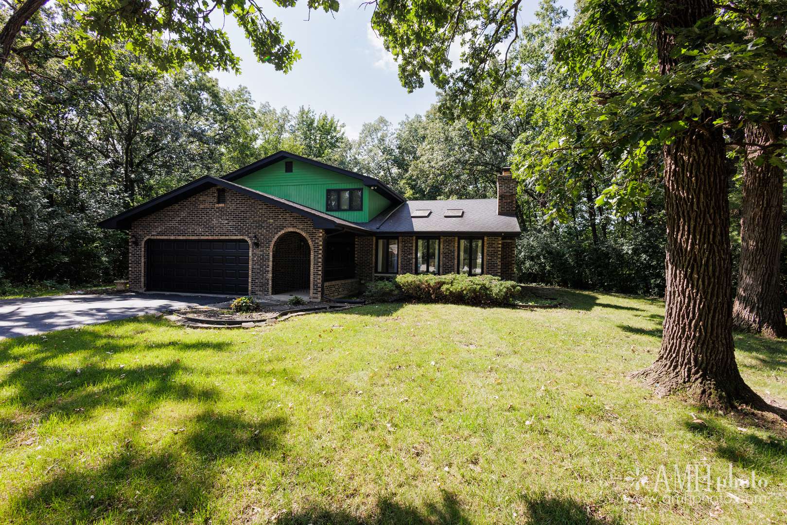 855 Charles ST, Crete, IL 60417