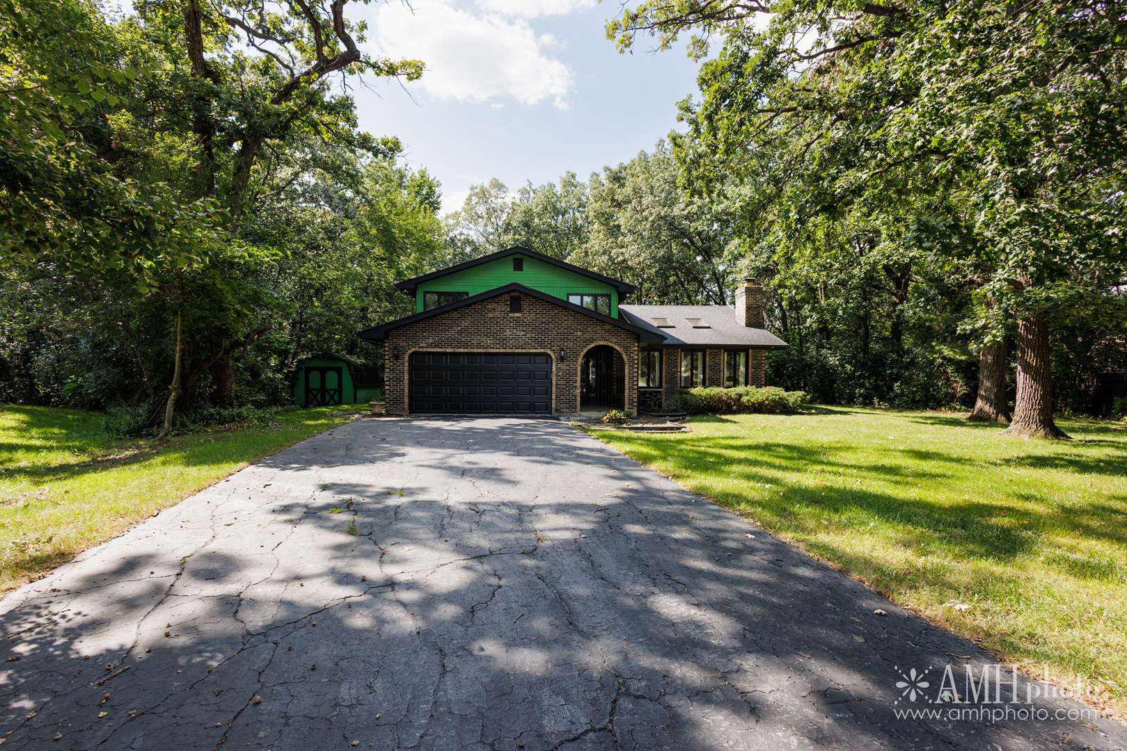855 Charles ST, Crete, IL 60417