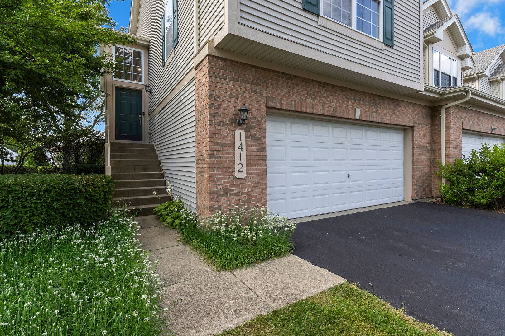 1412 Quincy Bridge CT, Bartlett, IL 60103