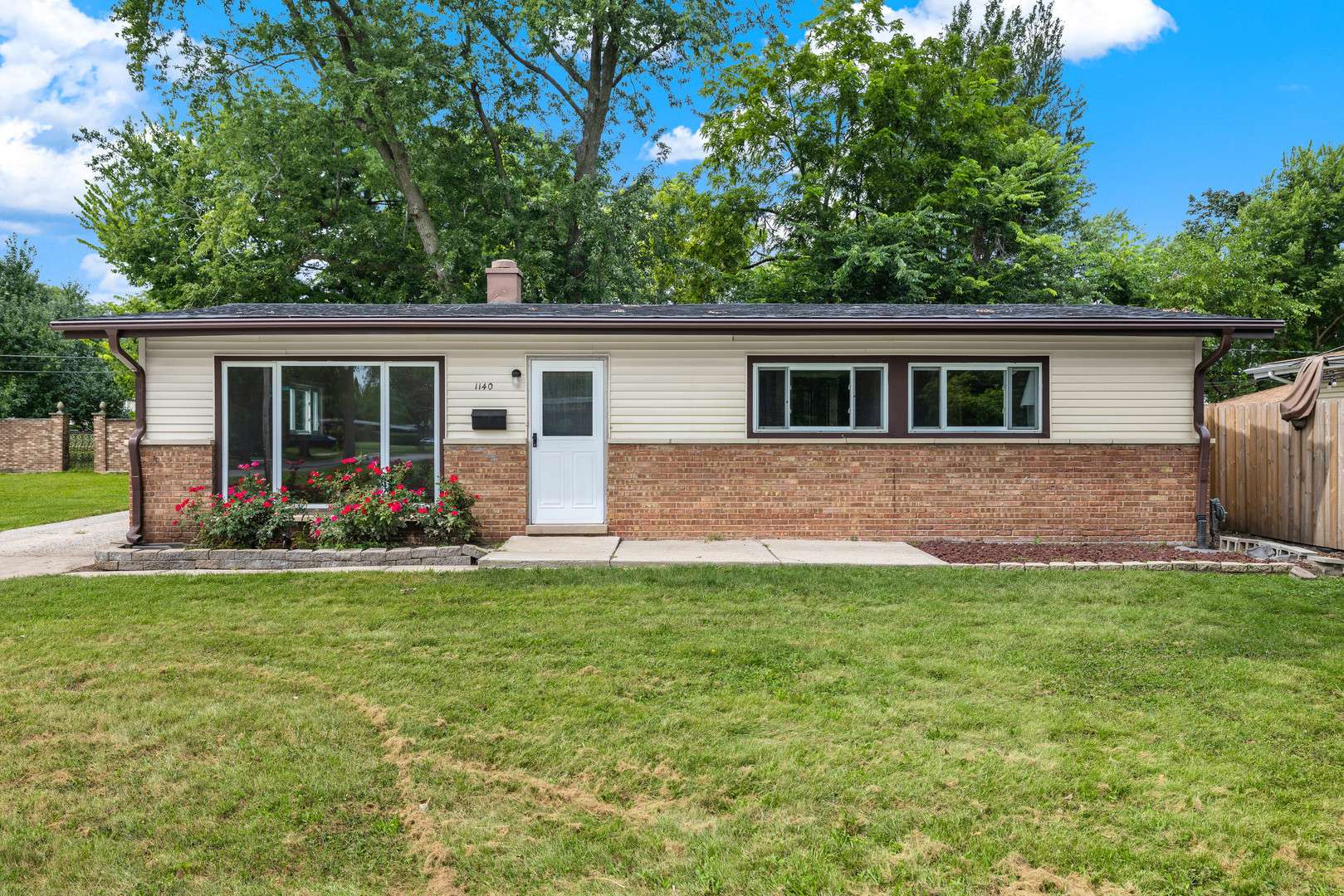 1140 Wallace CT, Chicago Heights, IL 60411