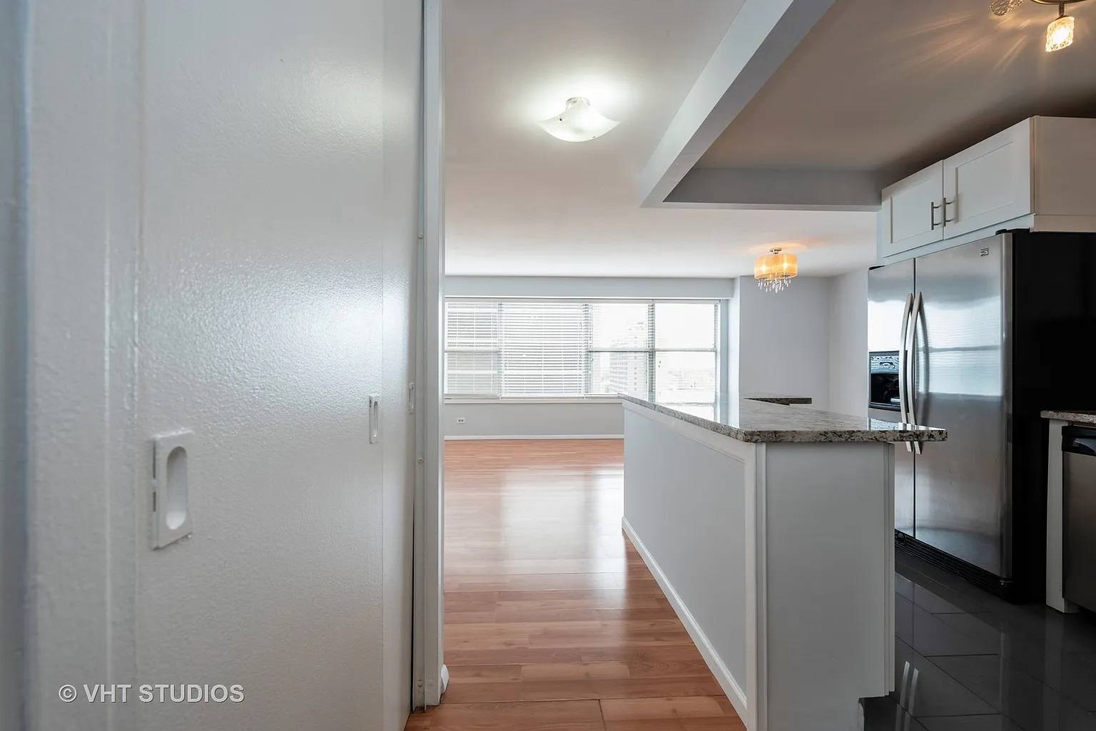 6157 N Sheridan RD #16L, Chicago, IL 60660