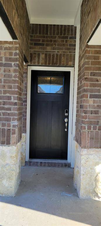 2371 Aspen Hill Drive, Forney, TX 75126