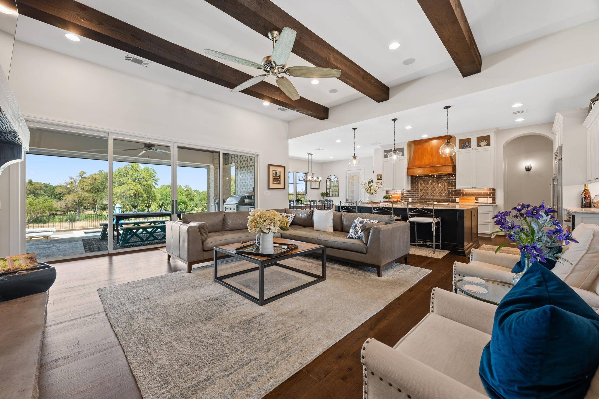 113 Birdstone LN, Georgetown, TX 78628