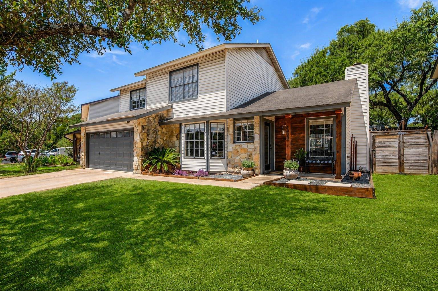 4302 Manzanillo DR, Austin, TX 78749