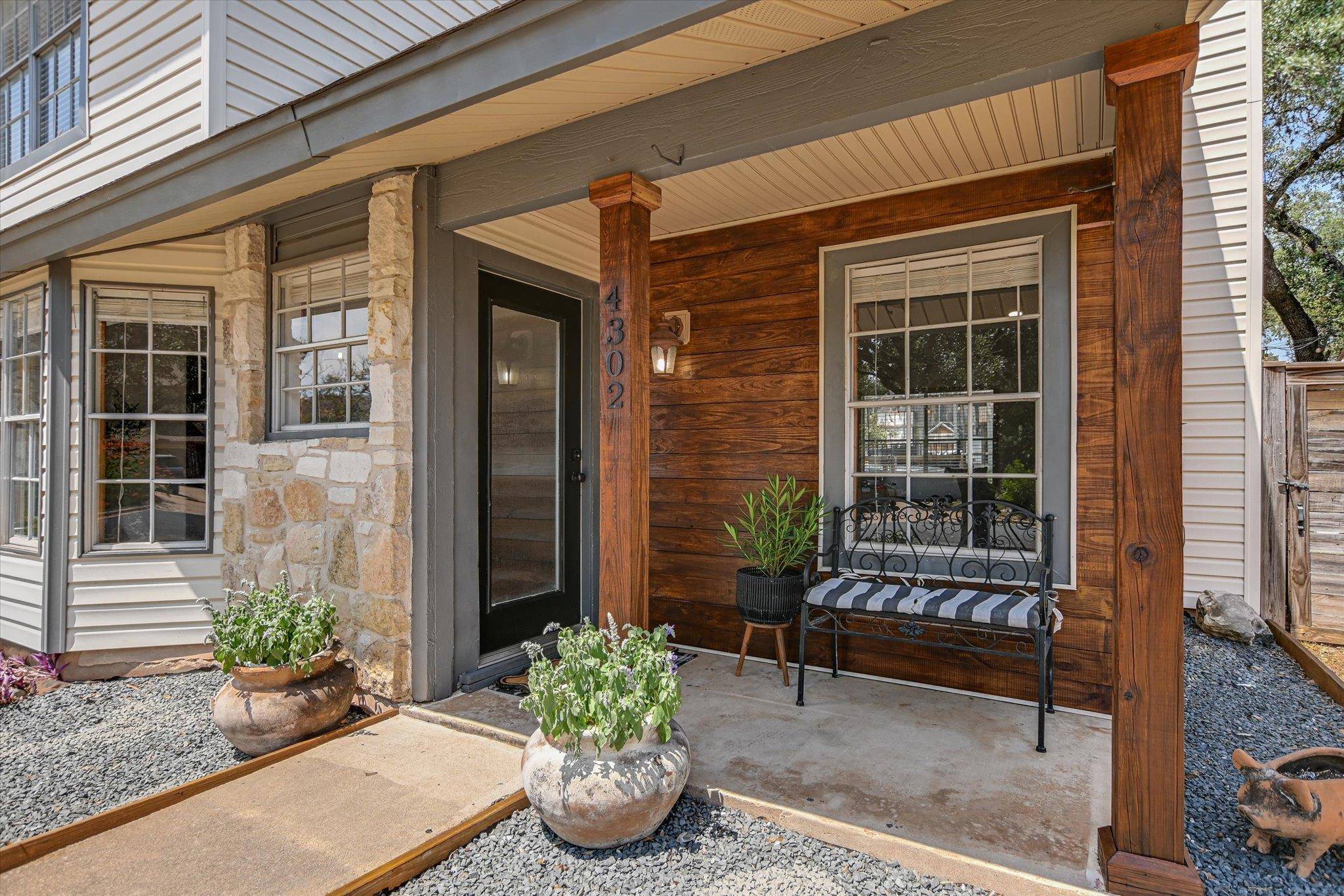 4302 Manzanillo DR, Austin, TX 78749