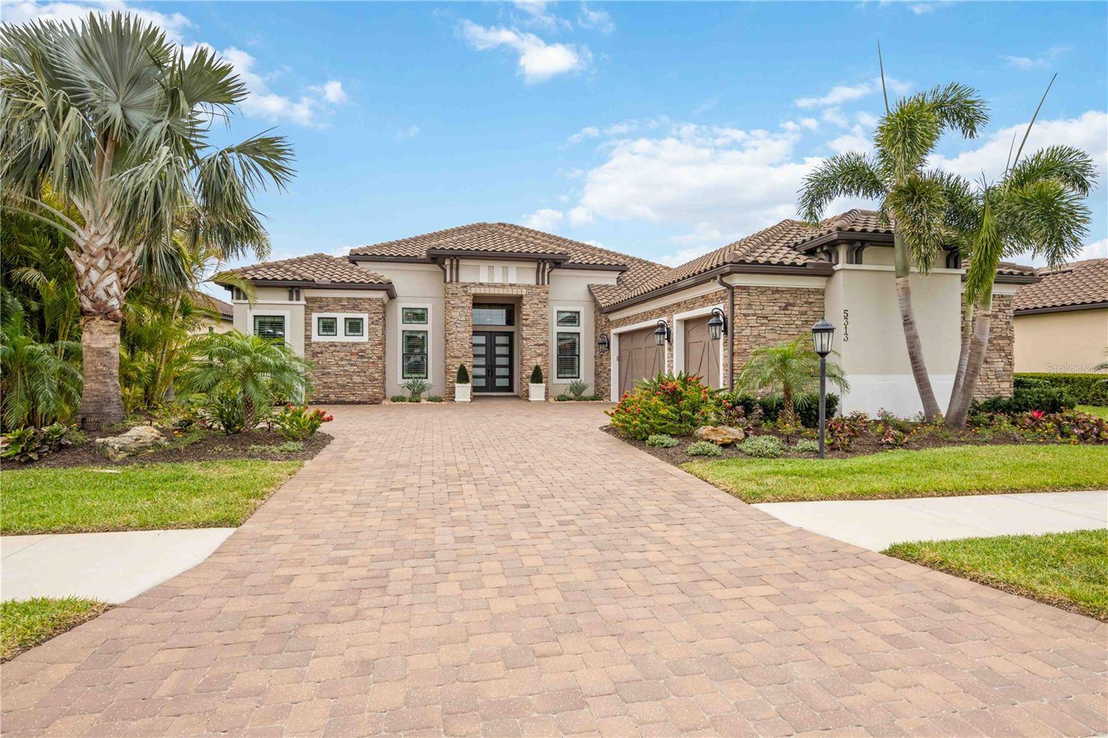 5313 GREENBROOK DR, Sarasota, FL 34238