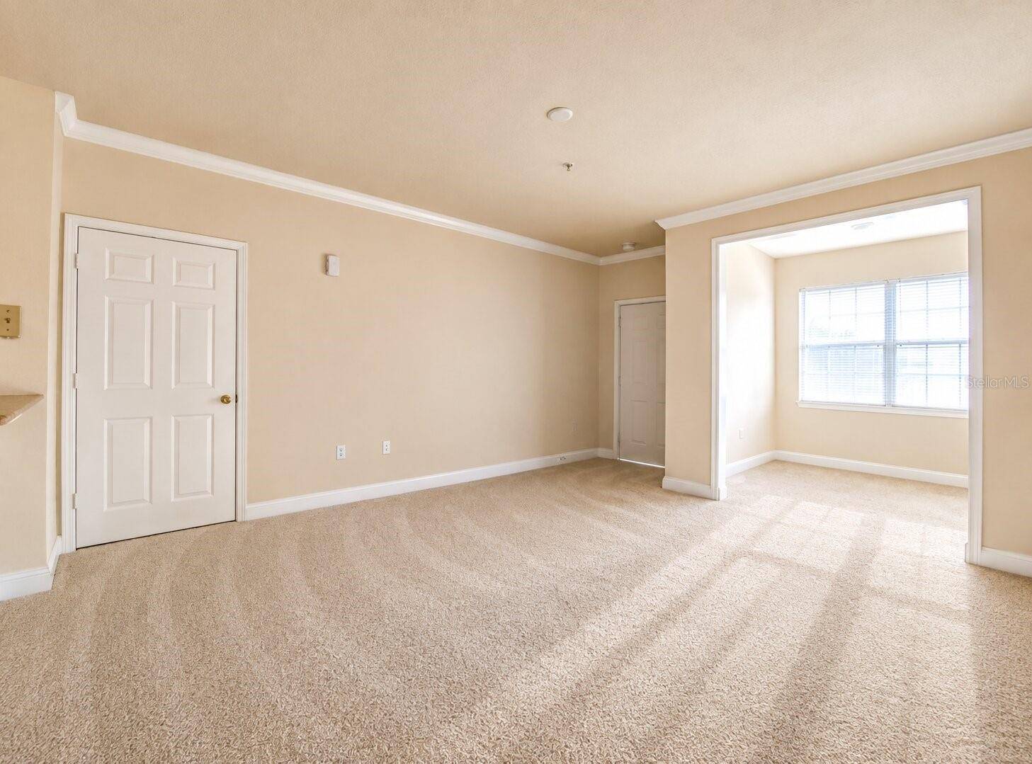 430 SOUTHERN PECAN CIR #106, Winter Garden, FL 34787