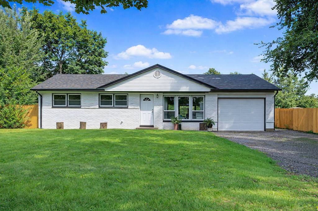403 Springsouth RD, Schaumburg, IL 60193