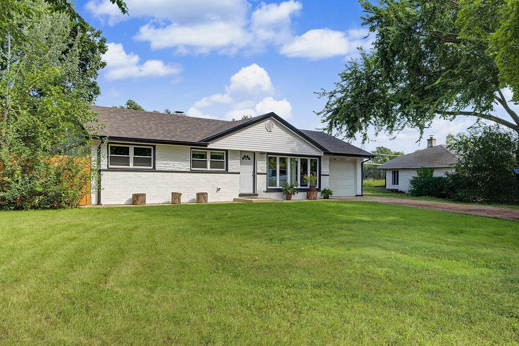 403 Springsouth RD, Schaumburg, IL 60193