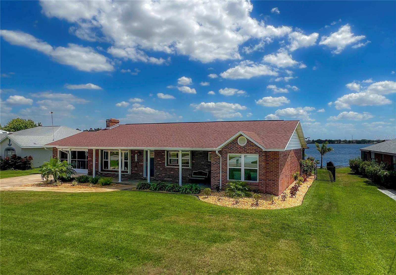 217 W LAKE DAMON DR, Avon Park, FL 33825