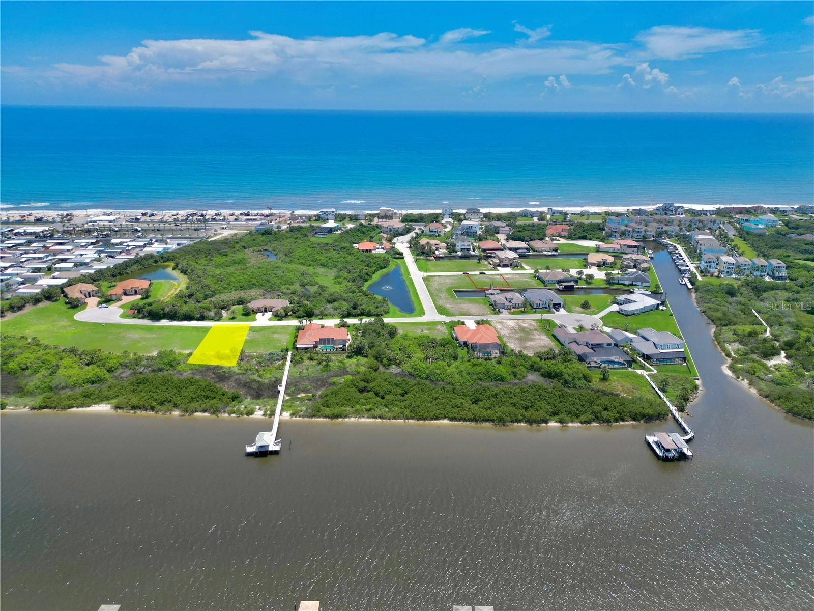 37 SHELTER COVE CIR, Beverly Beach, FL 32136