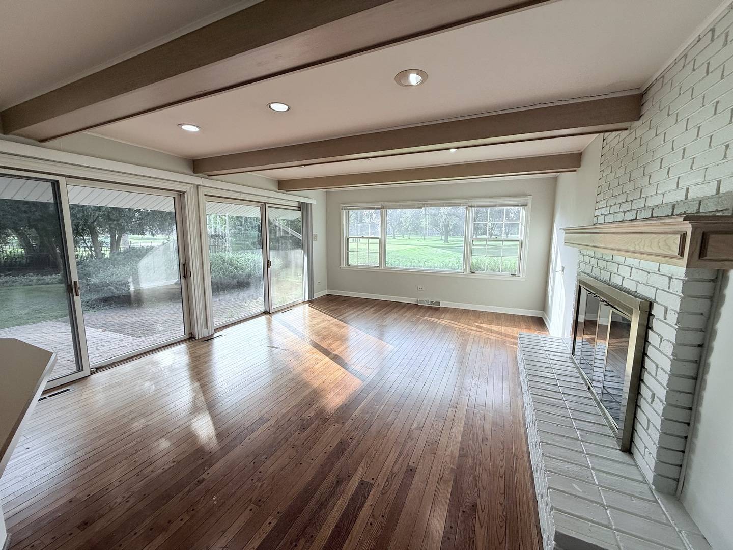 1117 Summit Hills LN, Naperville, IL 60563