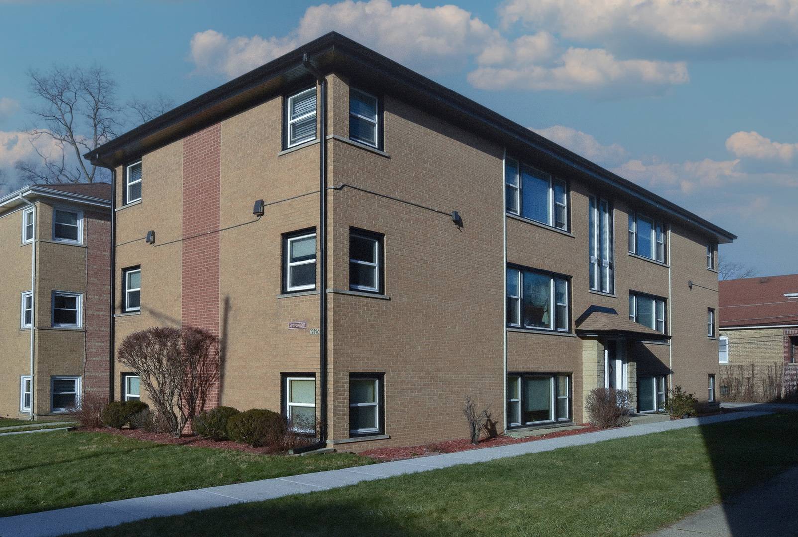 6925 N Rosemary LN #3E, Niles, IL 60714