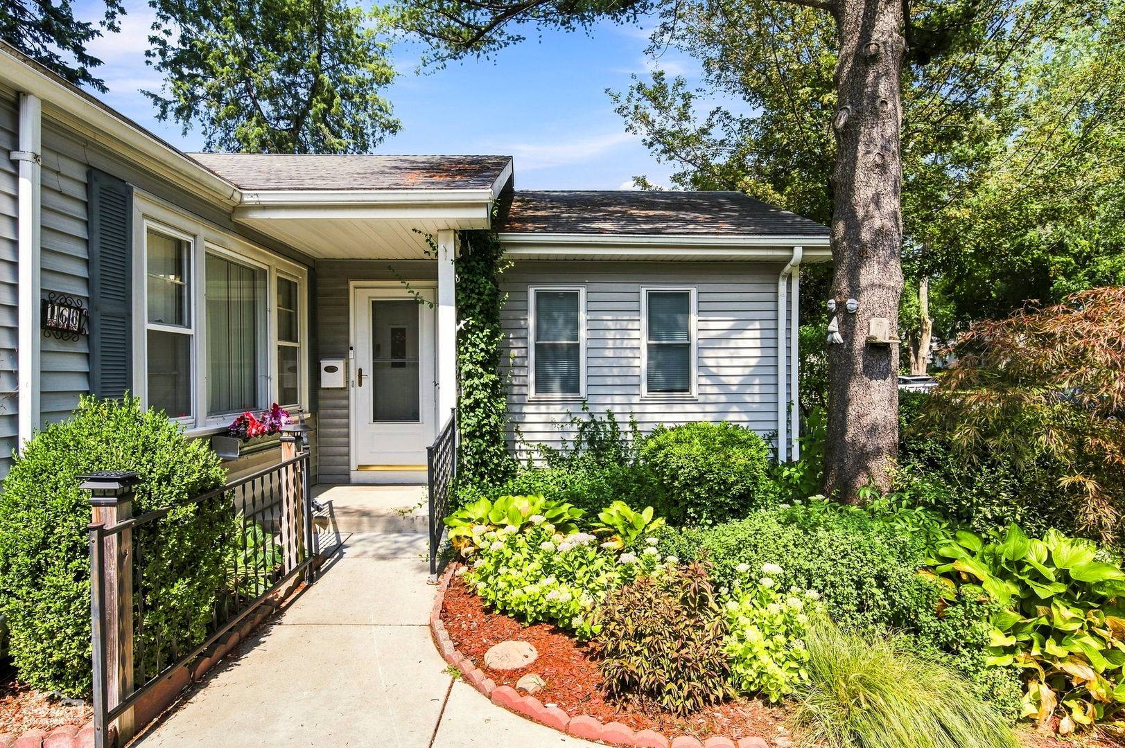168 S Brockway ST, Palatine, IL 60067