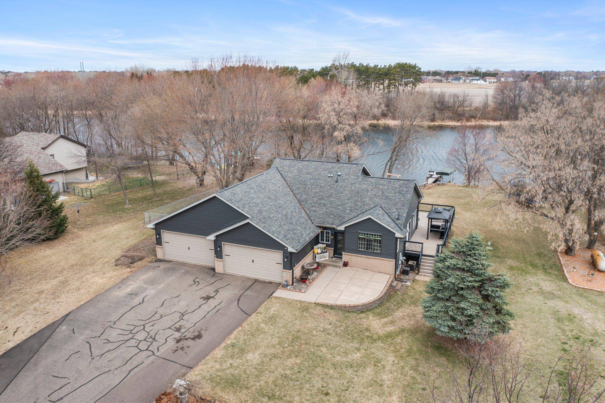 2729 319th LN NE, Cambridge, MN 55008
