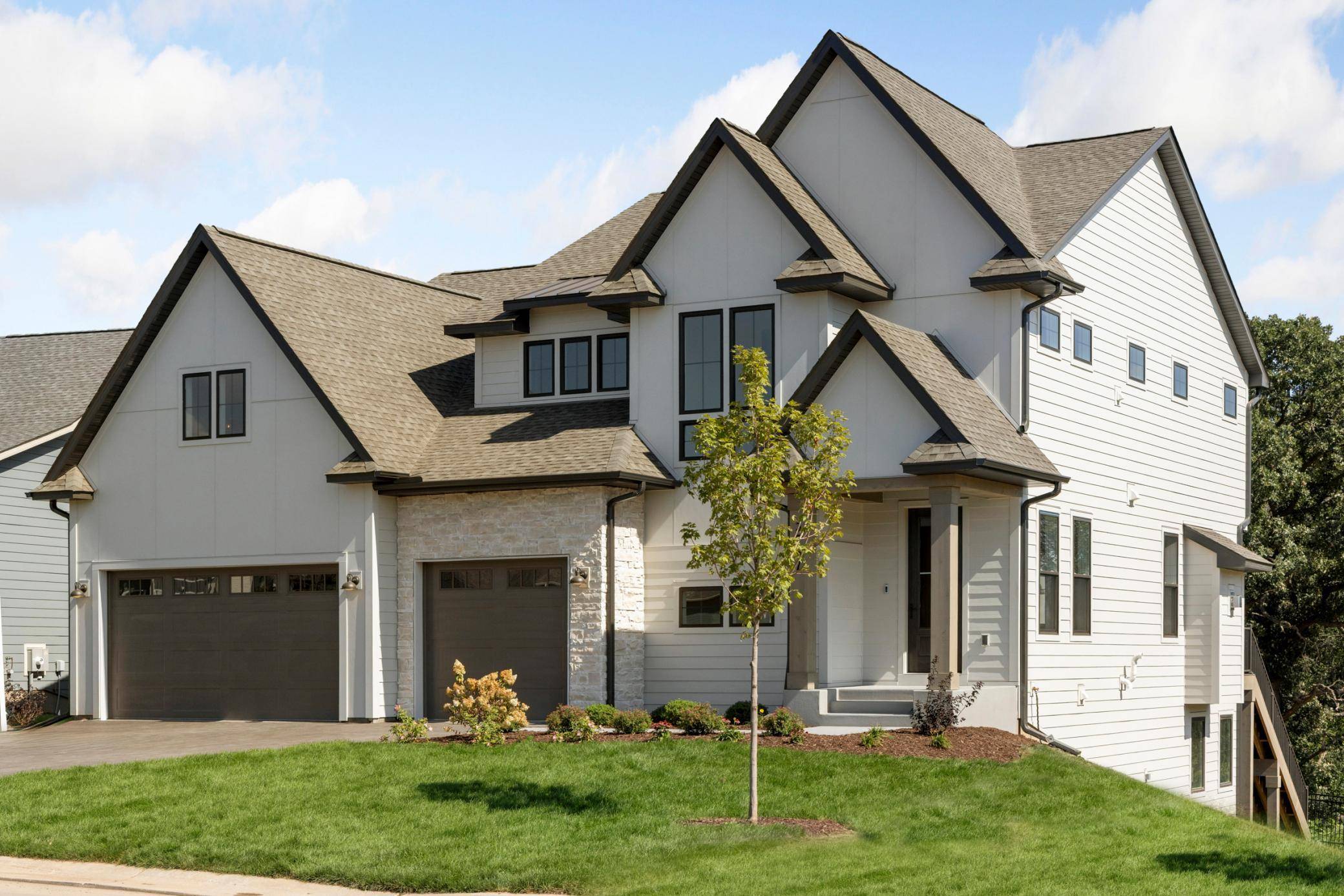 3767 Knightsbridge LN N, Lake Elmo, MN 55042