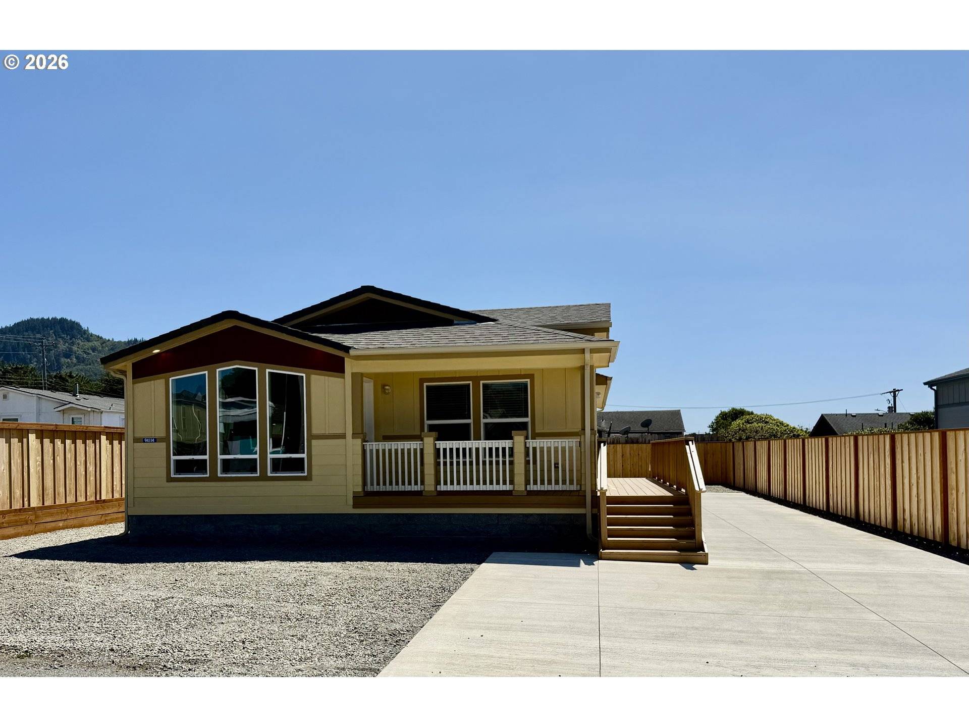 94114 4TH ST, Gold Beach, OR 97444