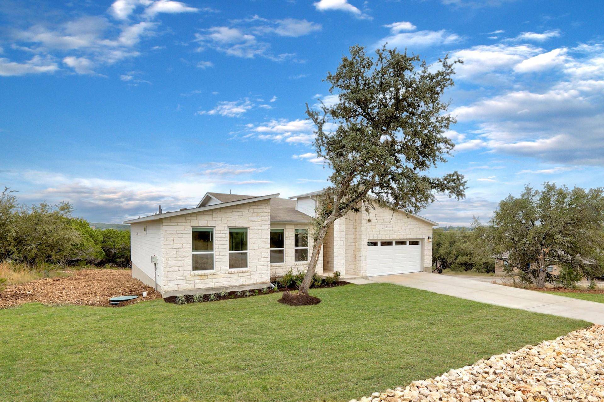 4905 Thunderbird ST, Lago Vista, TX 78645