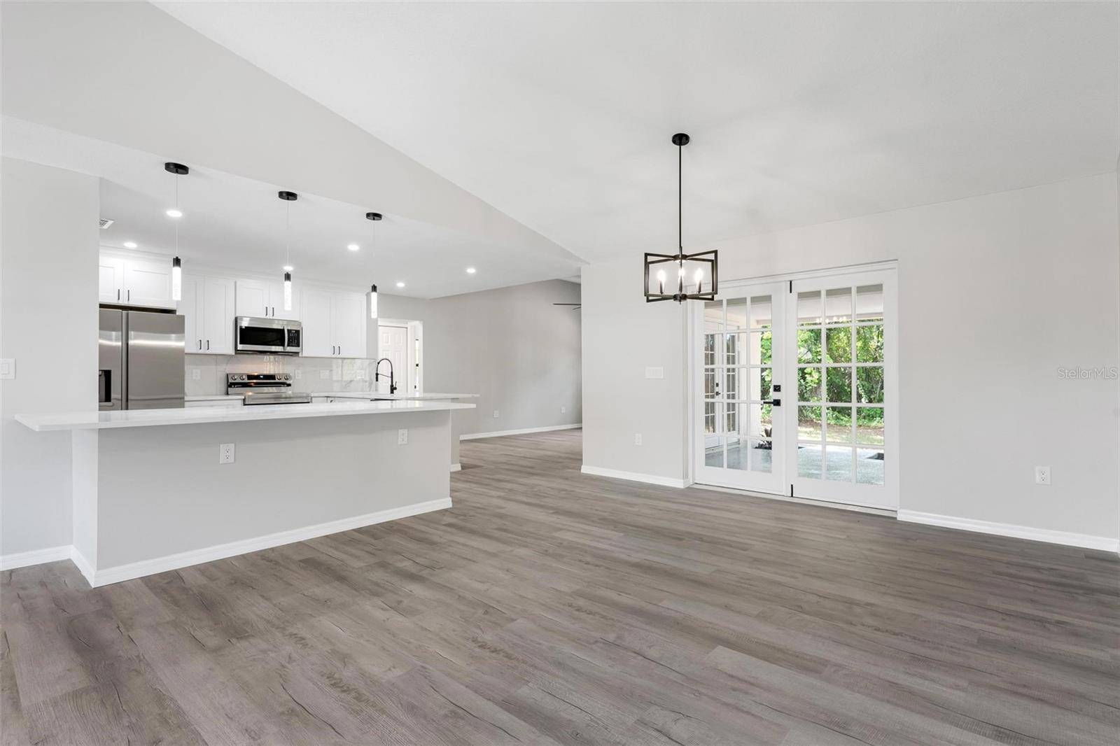 172 SHADY PINE LN, Nokomis, FL 34275